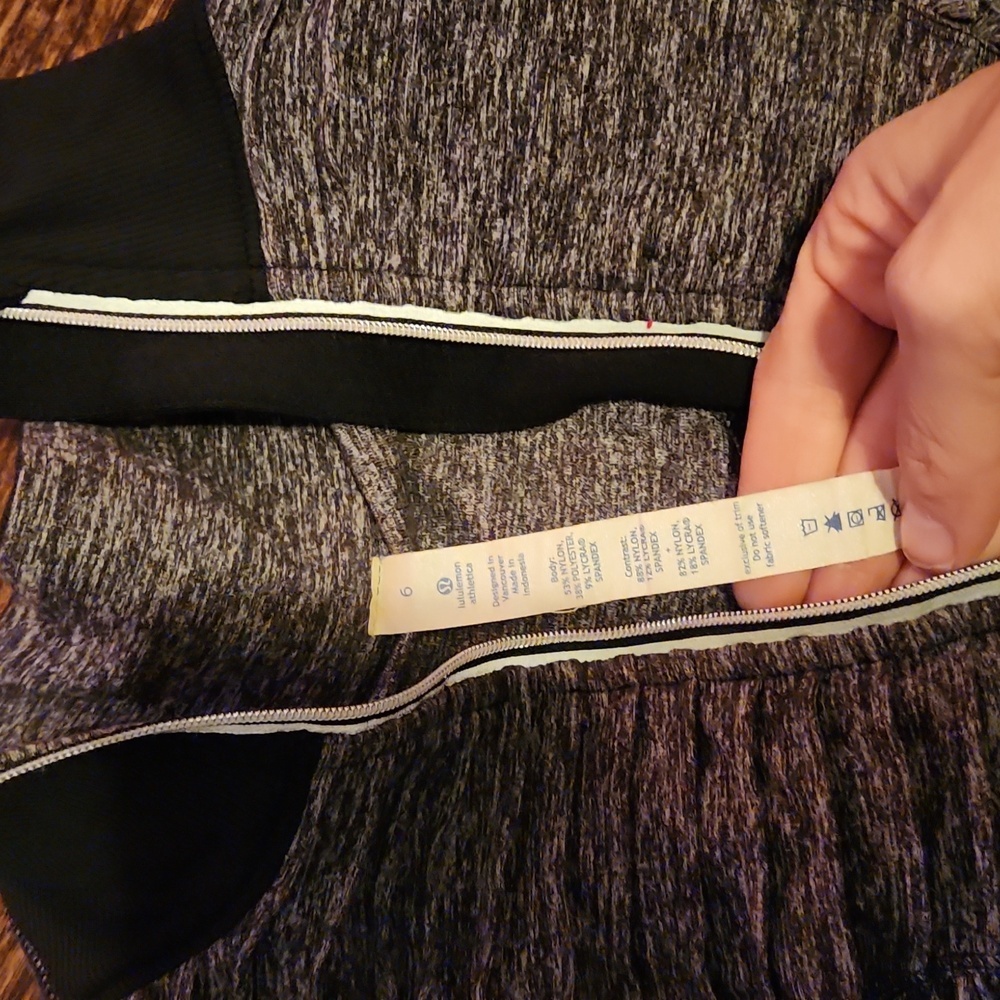Lululemon Run: Your Heart Out Pullover size 6 - Picture 5 of 5